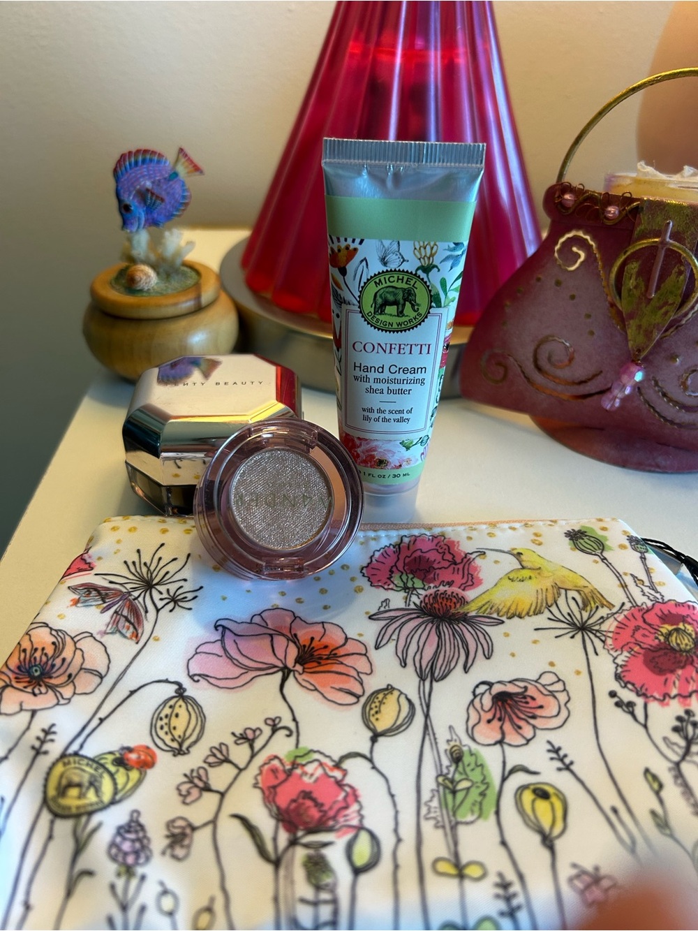 Fenty Setting Powder, Confetti Hand Cream, Cosmetic Bag & Wander Eyeshadow